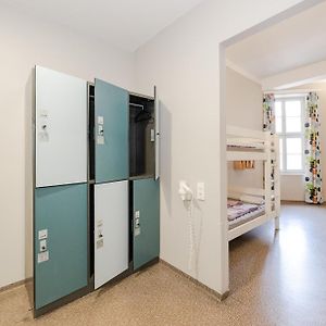 Camera solo per donne comune
